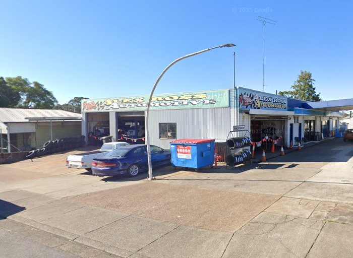 The frontage of Alex Ross Automotive at 191 Cessnock Road, Weston
